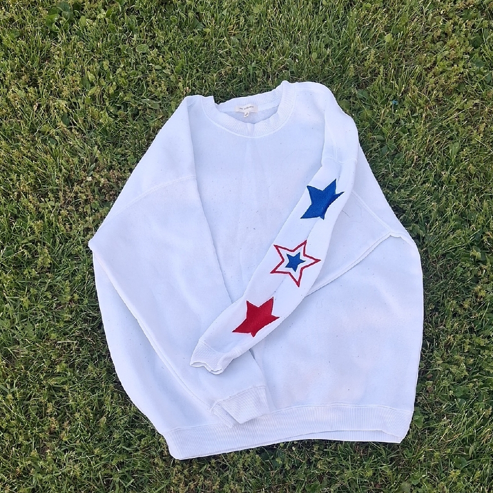 White Sweatshirt with Star Sleeve Design